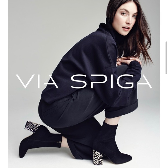 “Daisie” bootie - Picture 3 of 8